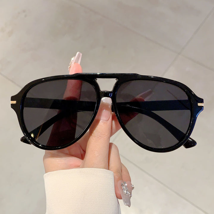 Women's stylish sunglasses with distinctive design Kalsten
