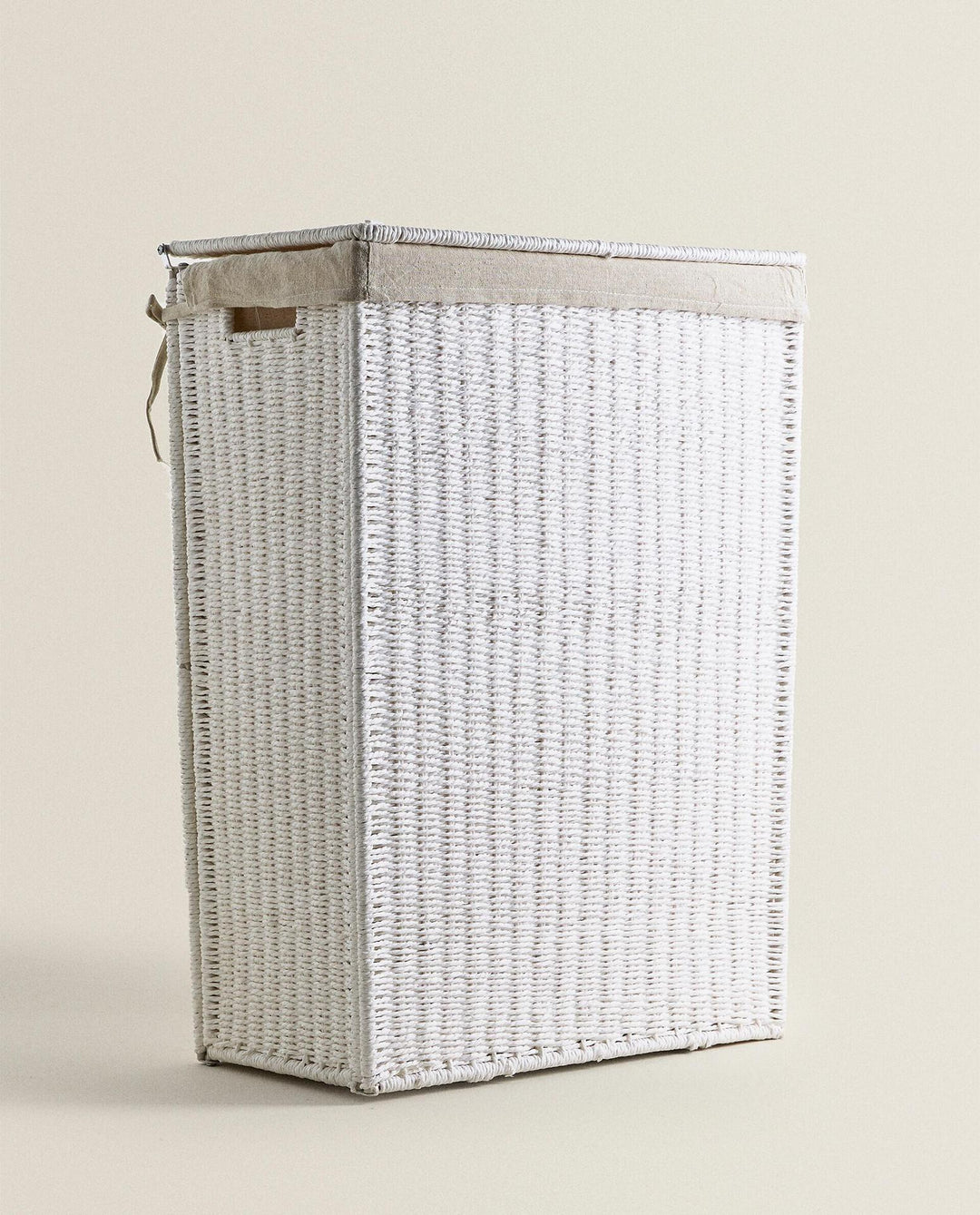 High-quality laundry basket made of natural wicker Kalsten