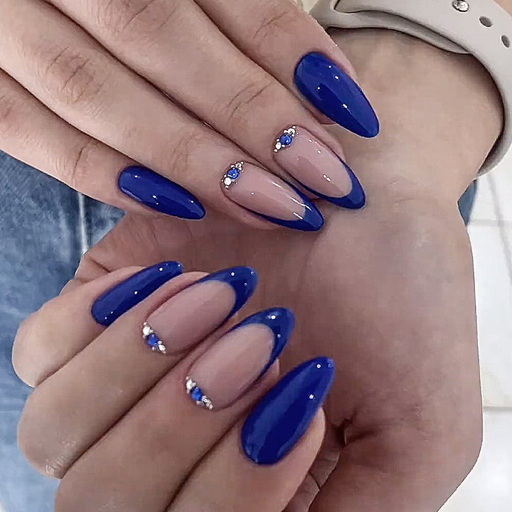 Elegantly designed artificial nails Kalsten