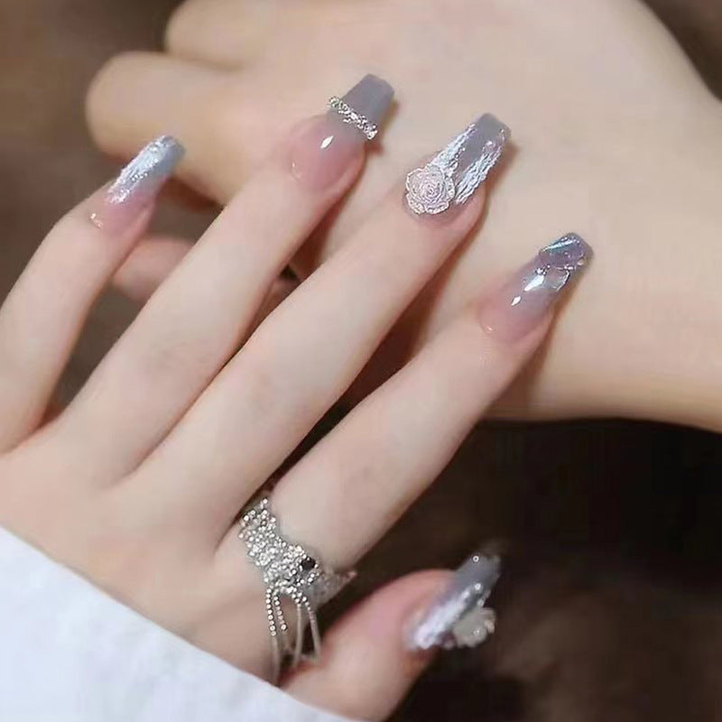 Elegant Decorative Press-On Nail Art