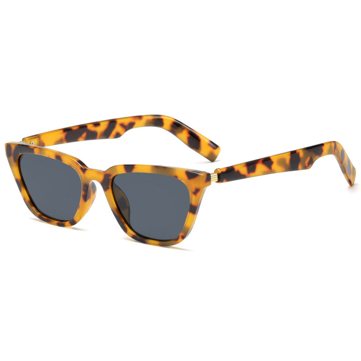 Ladies' corrective glasses in fashionable cat-eye style Kalsten