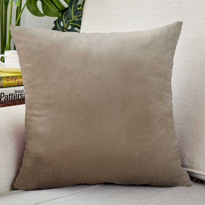 Luxurious velvet cushion cover with soft filling Kalsten