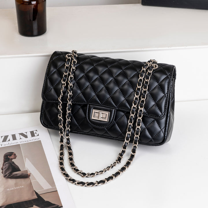 Elegant Quilted Chain Shoulder Bag