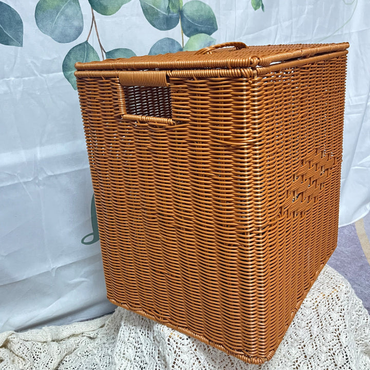 Handcrafted Wicker Storage Basket Kalsten