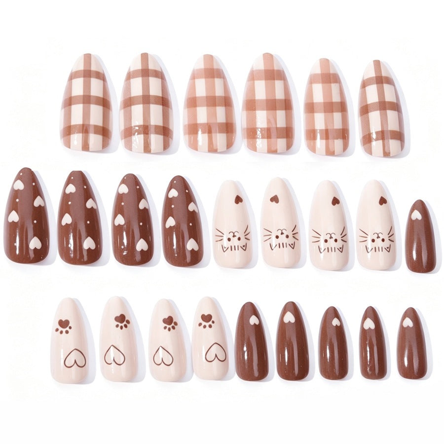 Nail art set with playful animal and heart design Kalsten