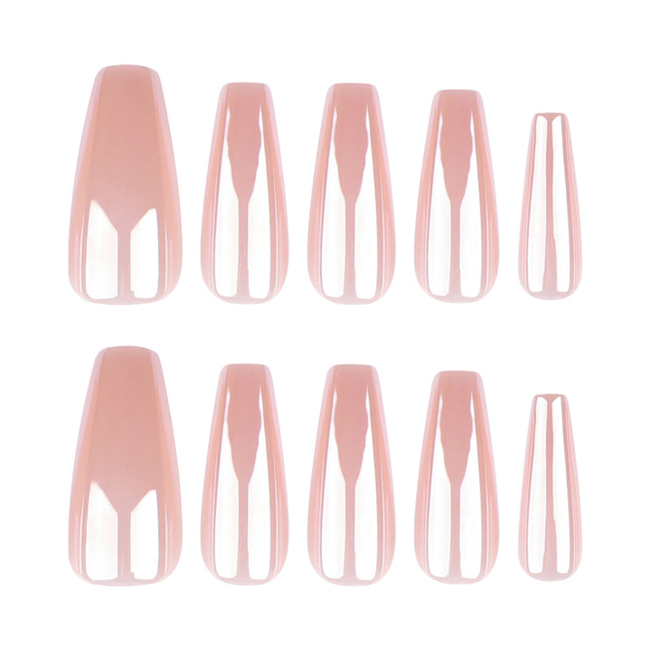 High-gloss stiletto nails Kalsten