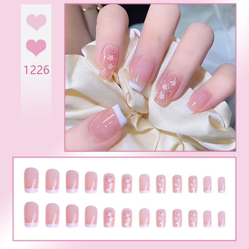 Minimalist Press-On Nail Art