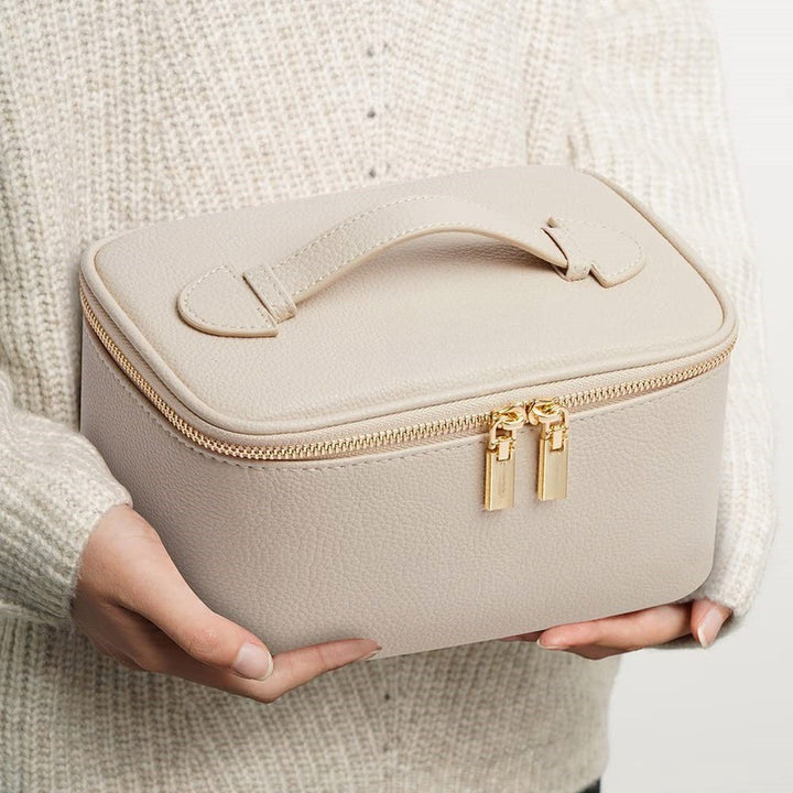 Stylish and Spacious Cosmetic Bag Kalsten