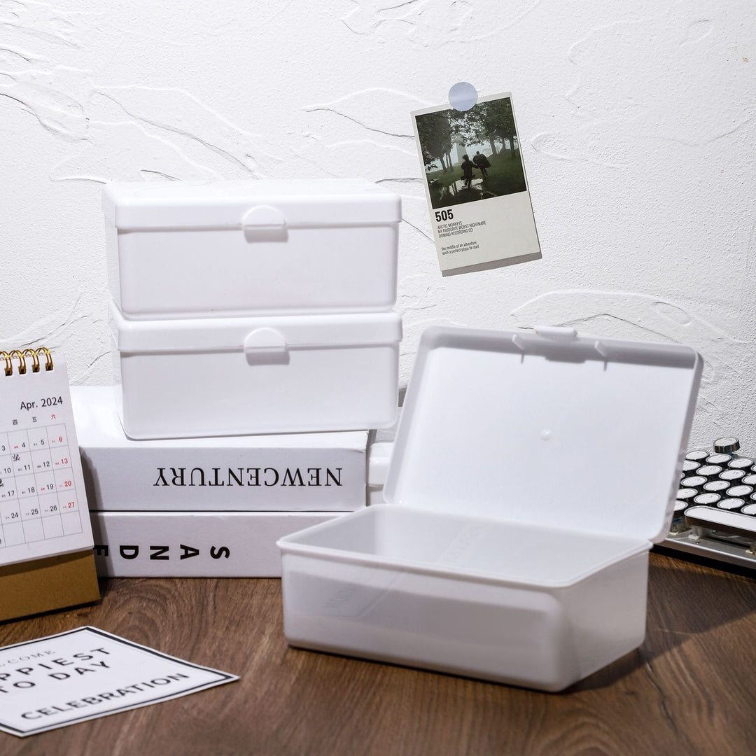 Versatile Storage Box with Secure Lid Kalsten