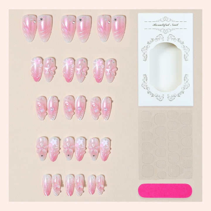 Artificial nail set with luxurious design and delicate flower accents Kalsten