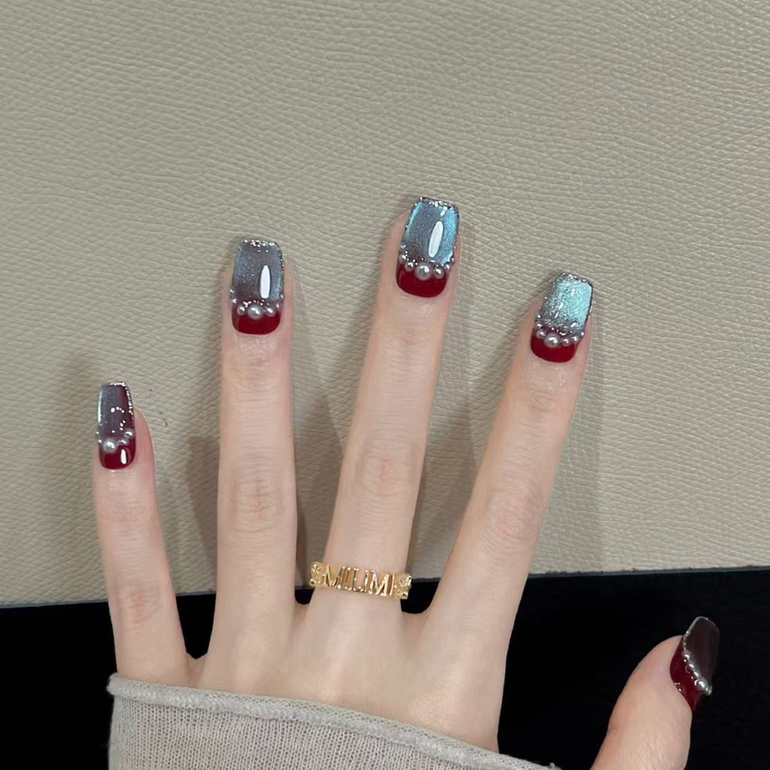 Glittering Rhinestone Press-On Nail Art
