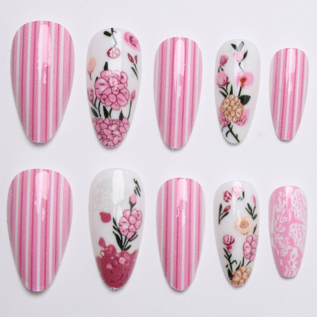 Artificial nail set with floral 3D decorations Kalsten