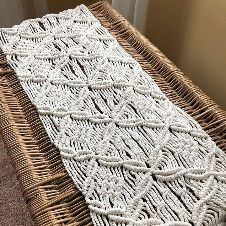 Decorative Macrame Fringe Runner Kalsten
