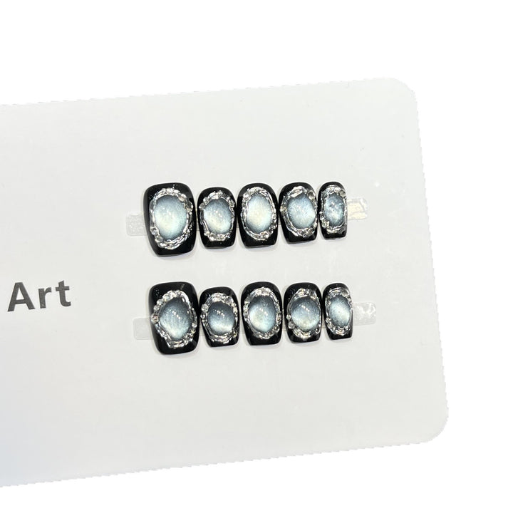 Glamorous Press-On Nail Art Set with Silver Accents Kalsten