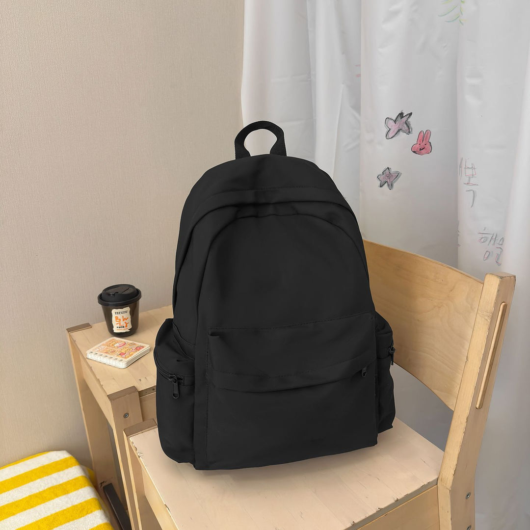 Comfortable school backpack with practical compartments Kalsten