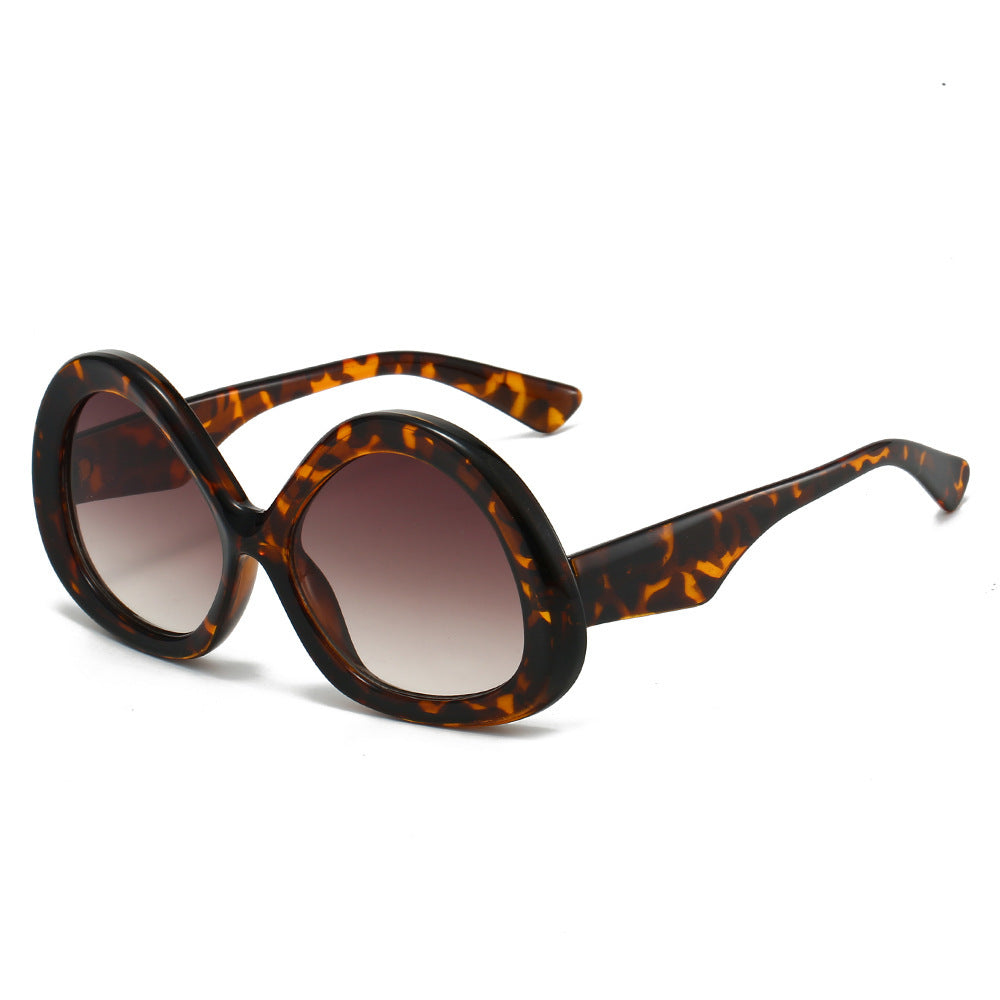 Oversized Retro-Inspired Butterfly Sunglasses Kalsten