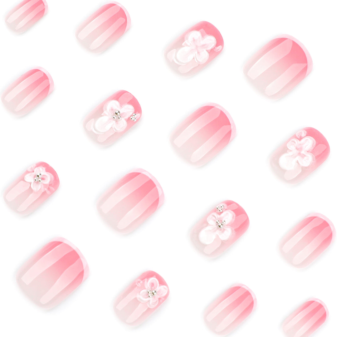Artful Nail Art with Floral Design Kalsten