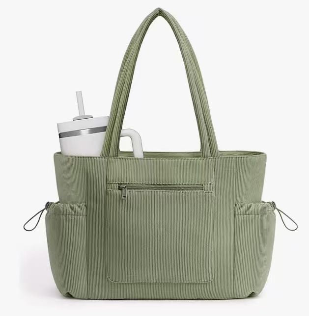 Spacious Weekend Bag Kalsten