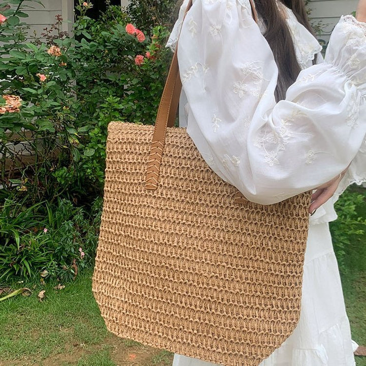 Handmade basket bag with elegant leather handle Kalsten