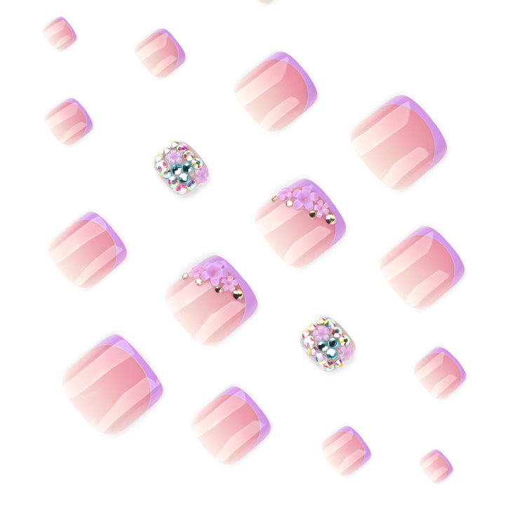 Artful nail design with elegant glitter accent Kalsten