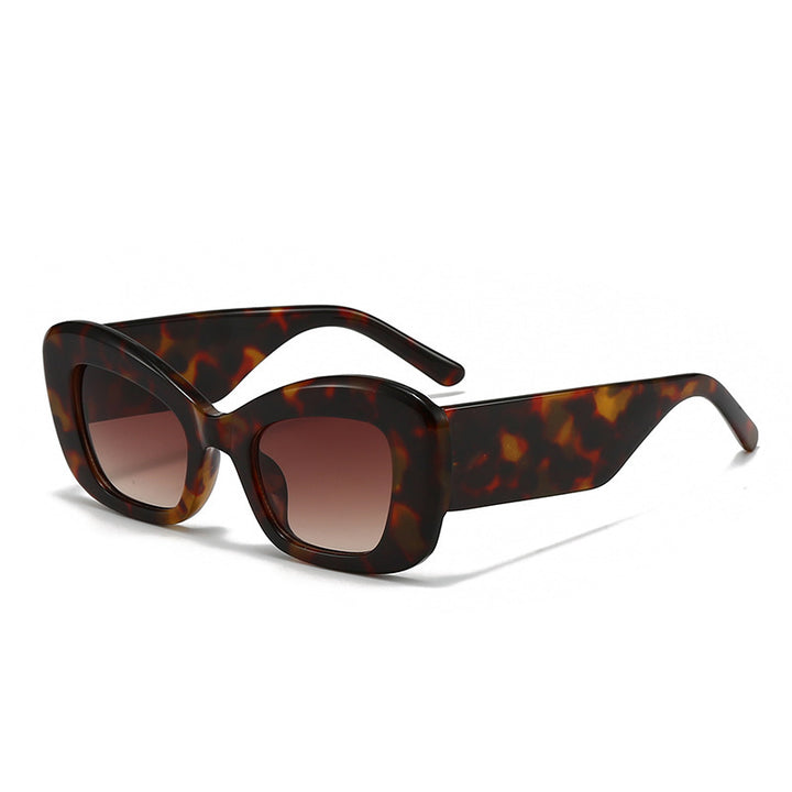 Ladies fashionable oversized sunglasses in modern design Kalsten