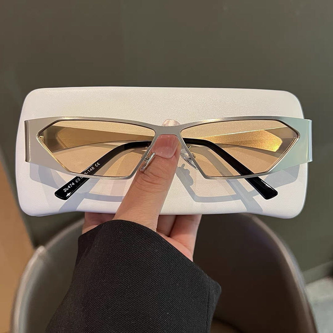 Designer sunglasses with angular frame Kalsten