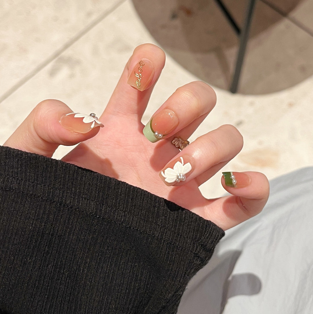 Decorative Press-On Nail Design Set Kalsten