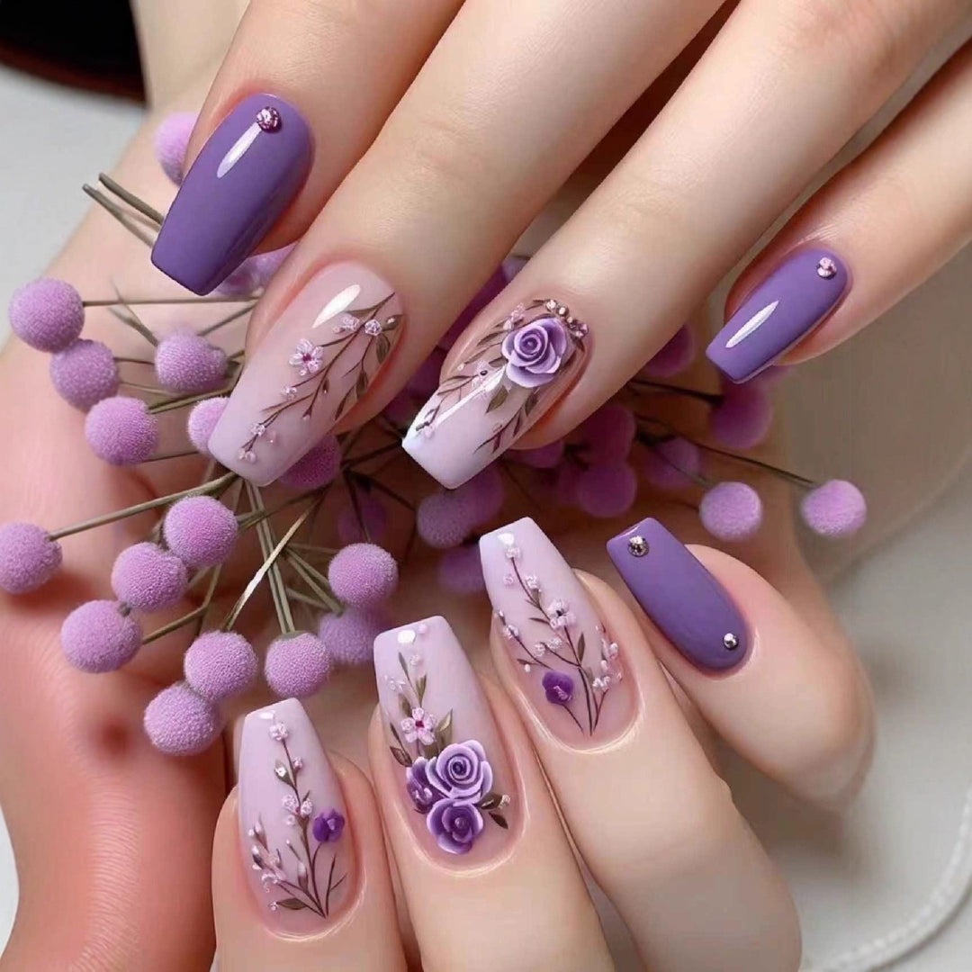 Elegant Floral Acrylic Nail Set Kalsten