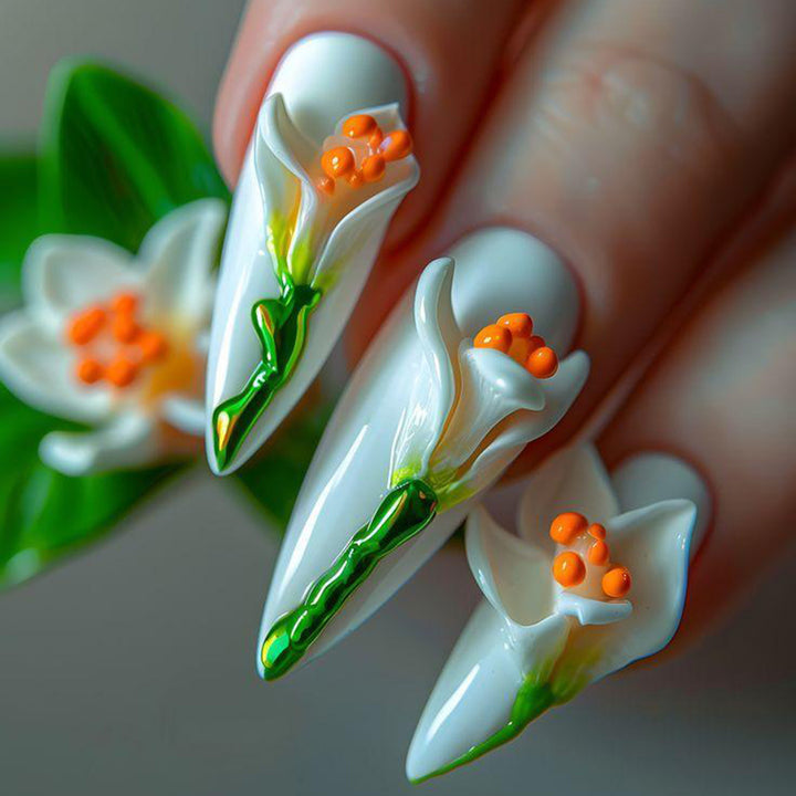 Artificial nails with elaborate floral design Kalsten