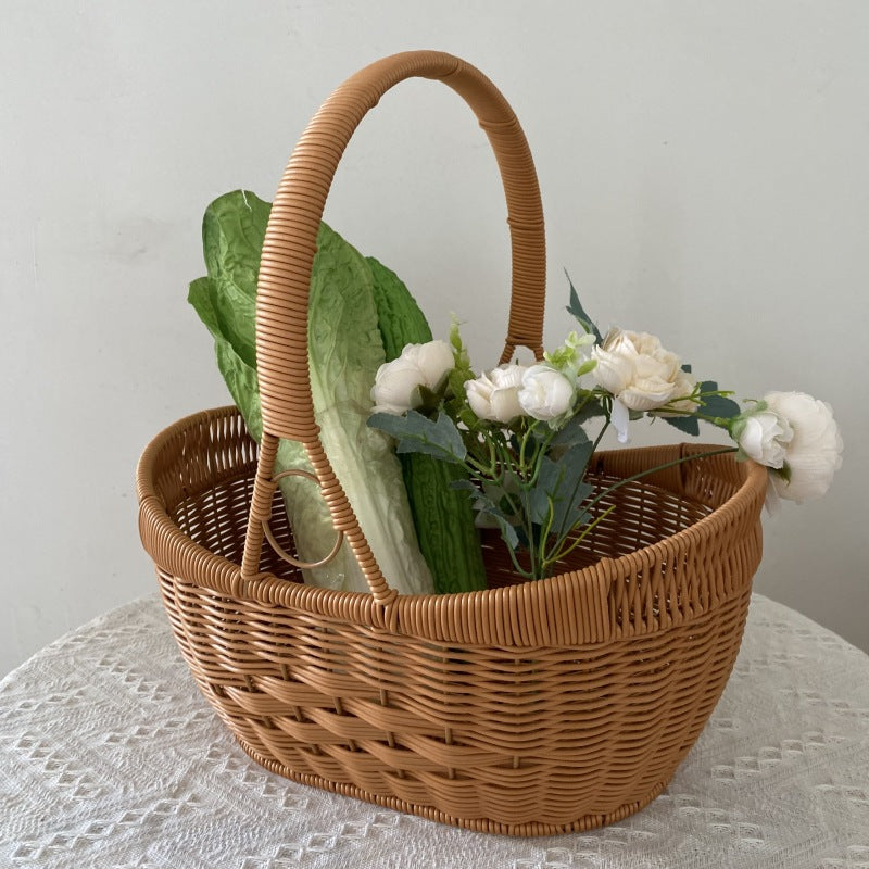 Elegant Woven Picnic Basket Kalsten