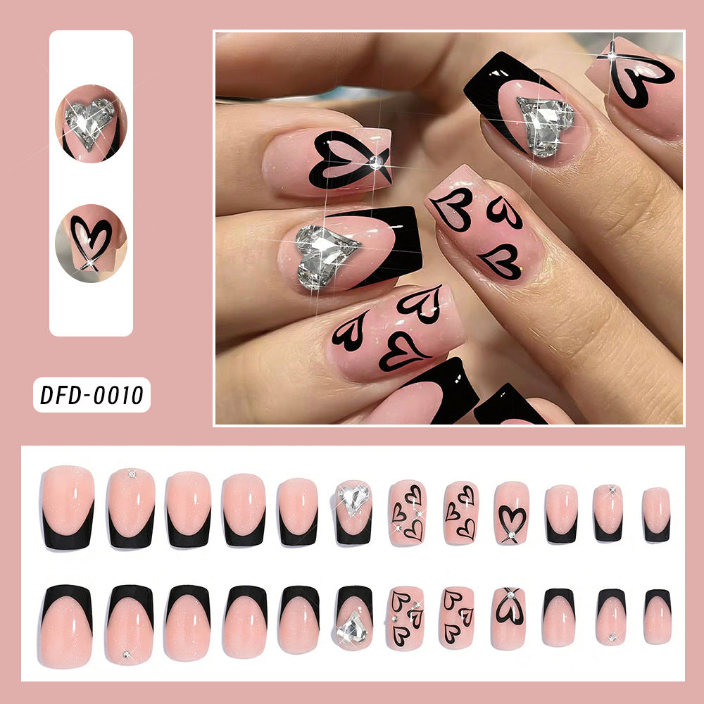 Glamorous Heart-Design Press-On Nails