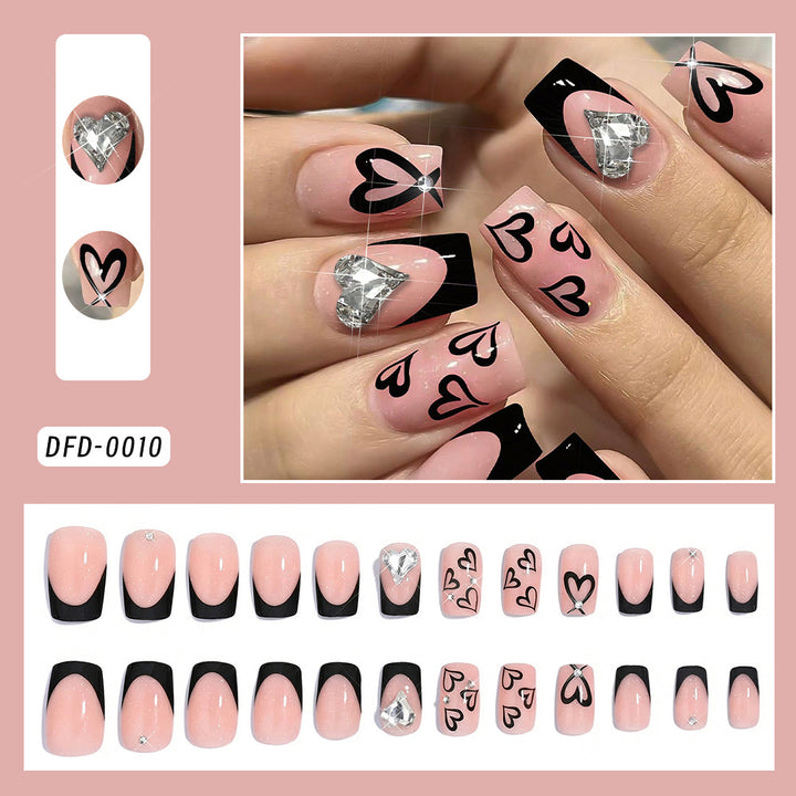 Glamorous Heart-Design Press-On Nails