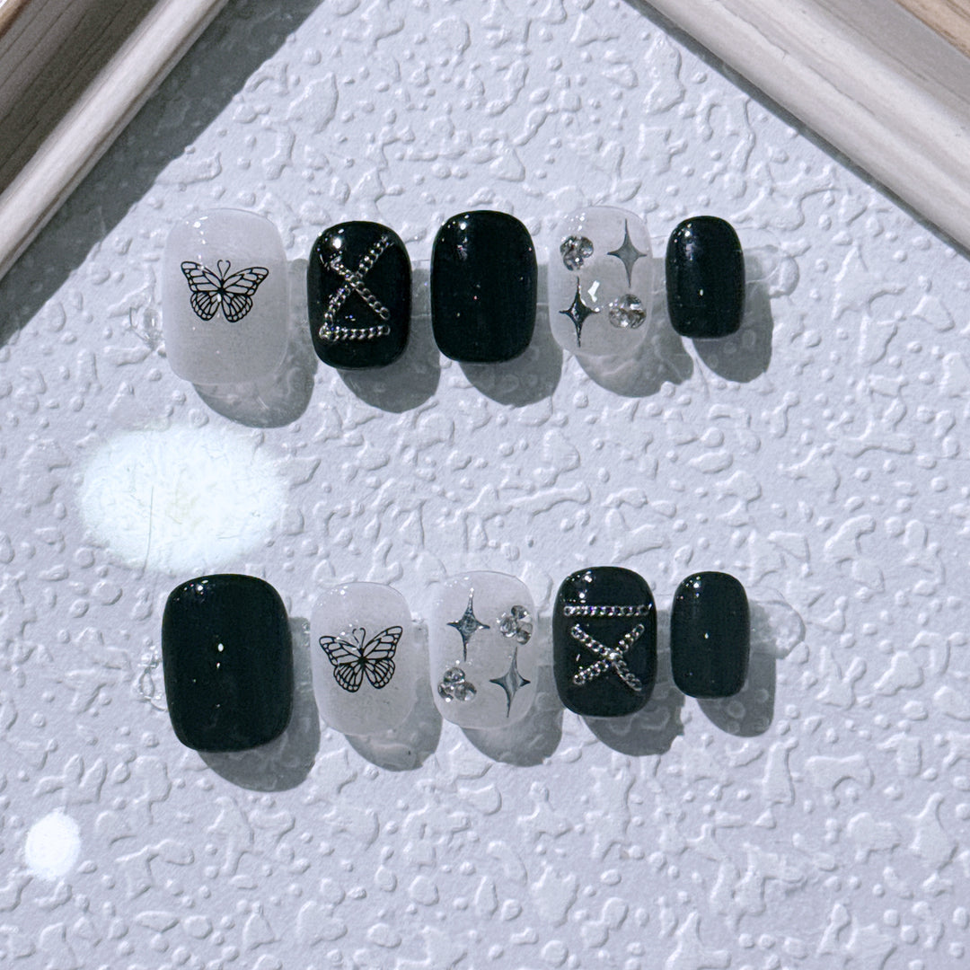 Chic Butterfly-Inspired Press-On Nail Set