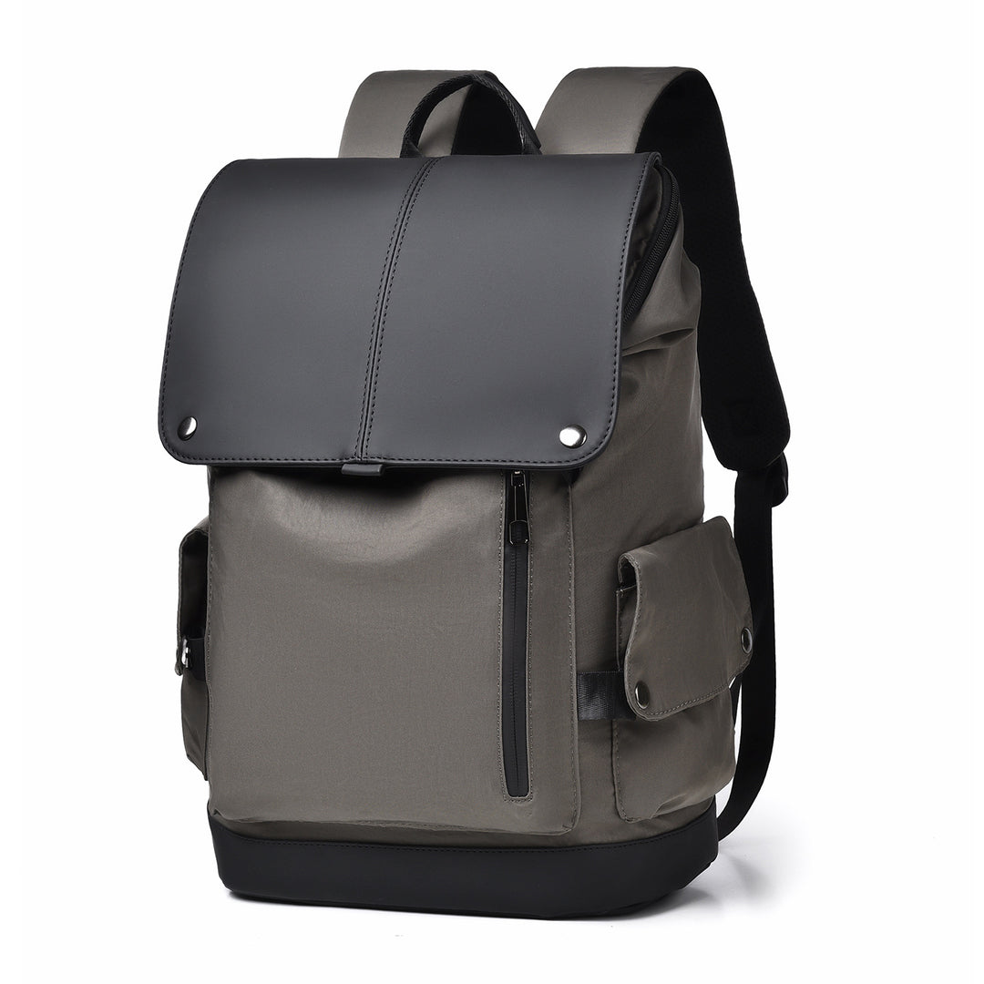 Urban backpack with waterproof material and intelligent compartment system Kalsten