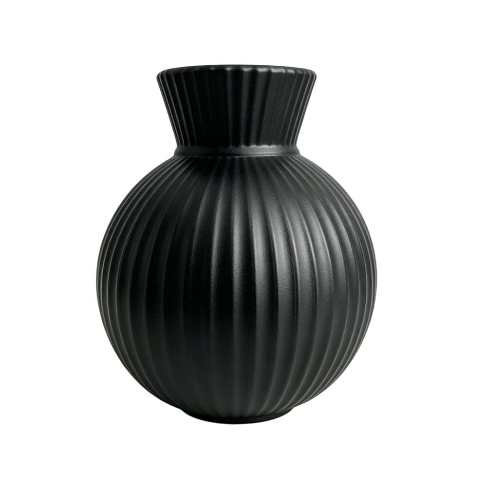 Elegant Ribbed Ceramic Vase Kalsten