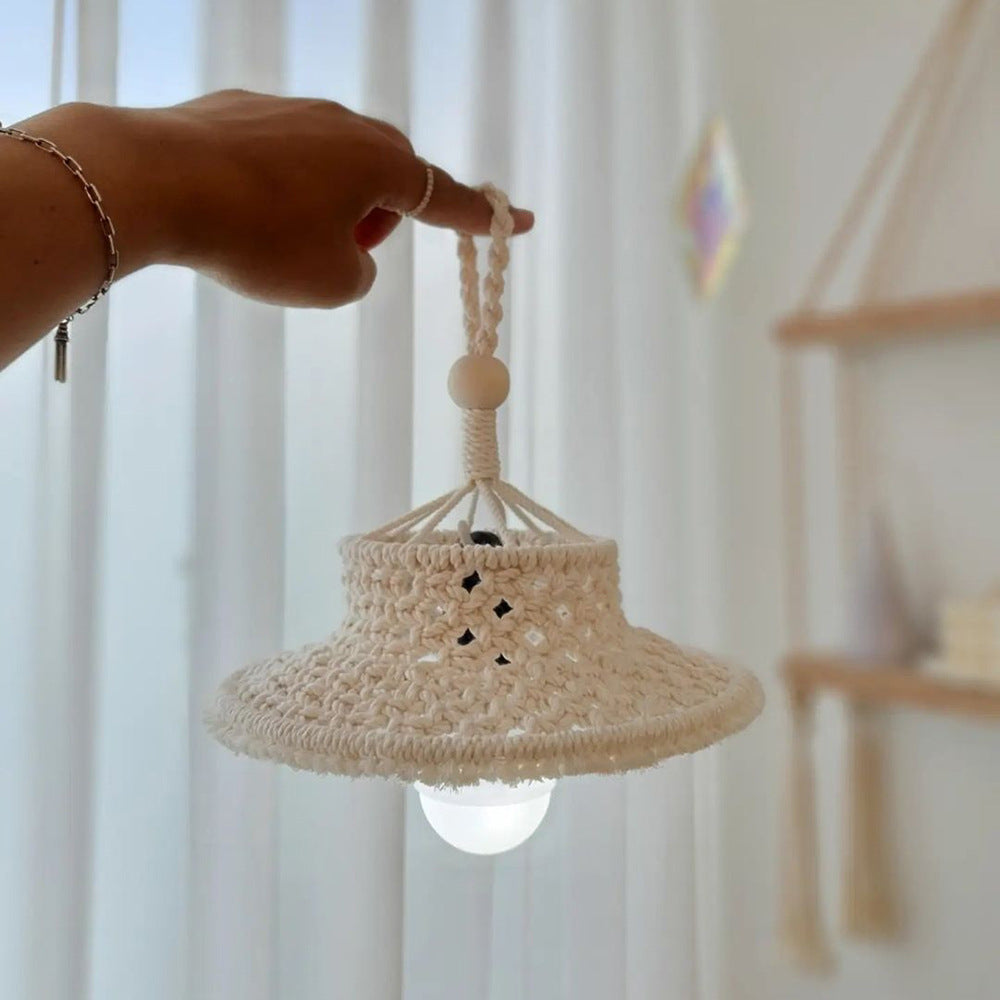 Decorative Macramé Hanging Basket Kalsten
