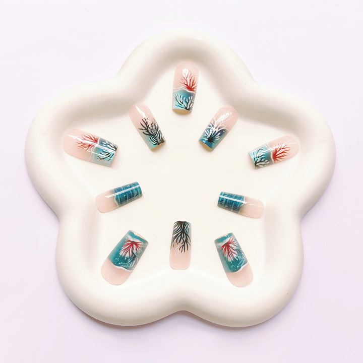 Ocean-Inspired Artistic Nail Art Kalsten