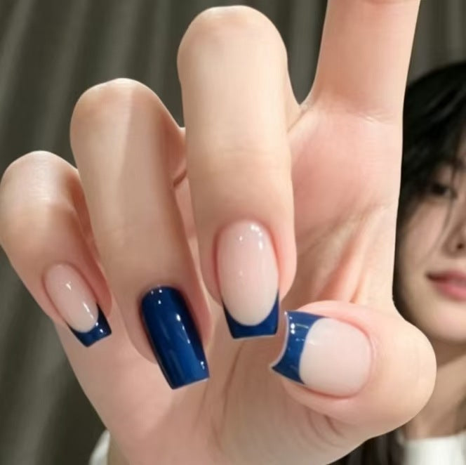 Stylish French Tip Nail Extensions