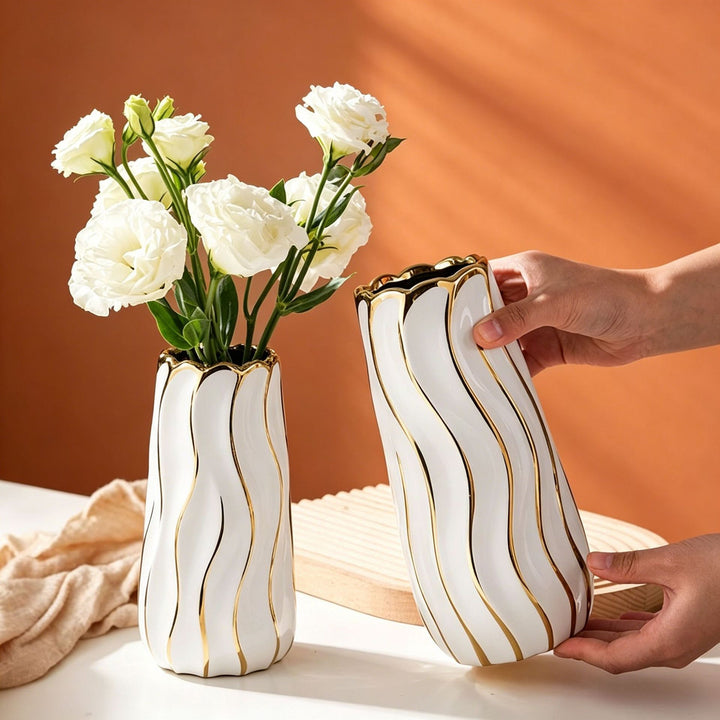 Elegant Wave-Patterned Decorative Ceramic Vase