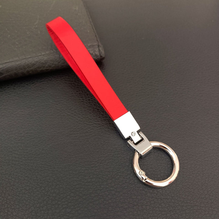 Elegant Leather Keychain Holder Kalsten