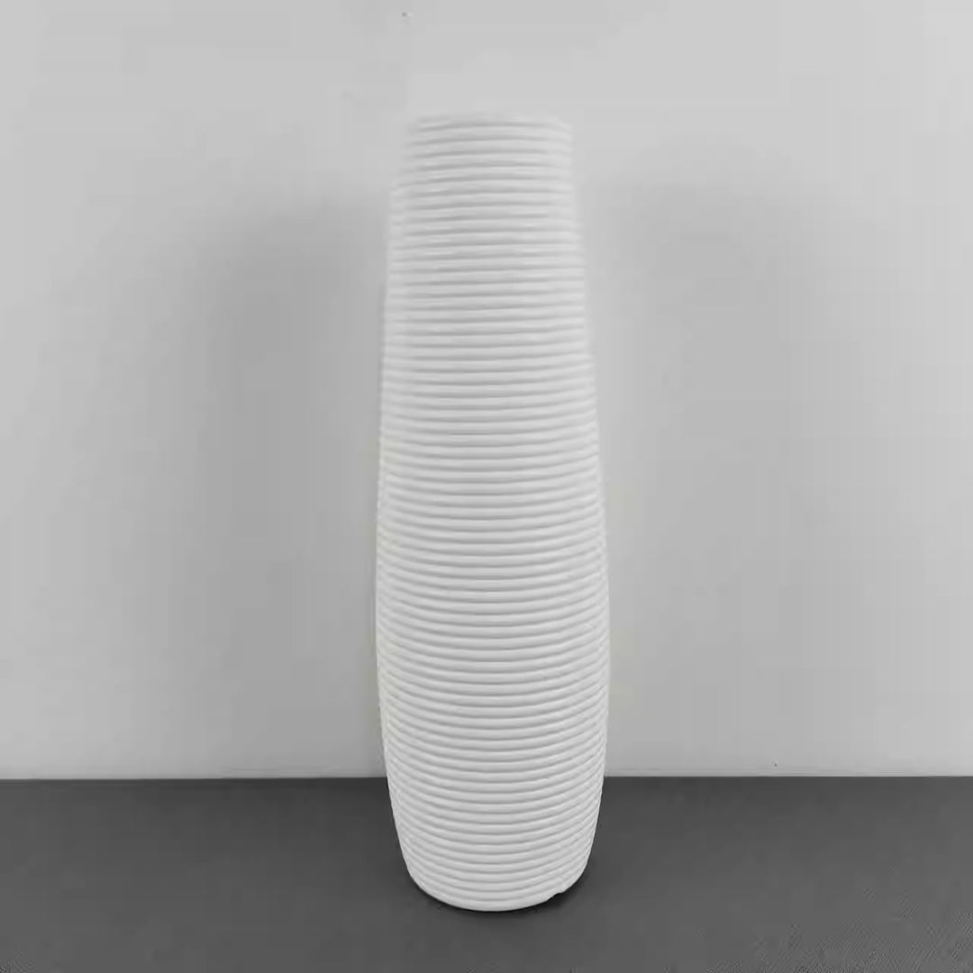 Modern Ribbed Decorative Vase Kalsten