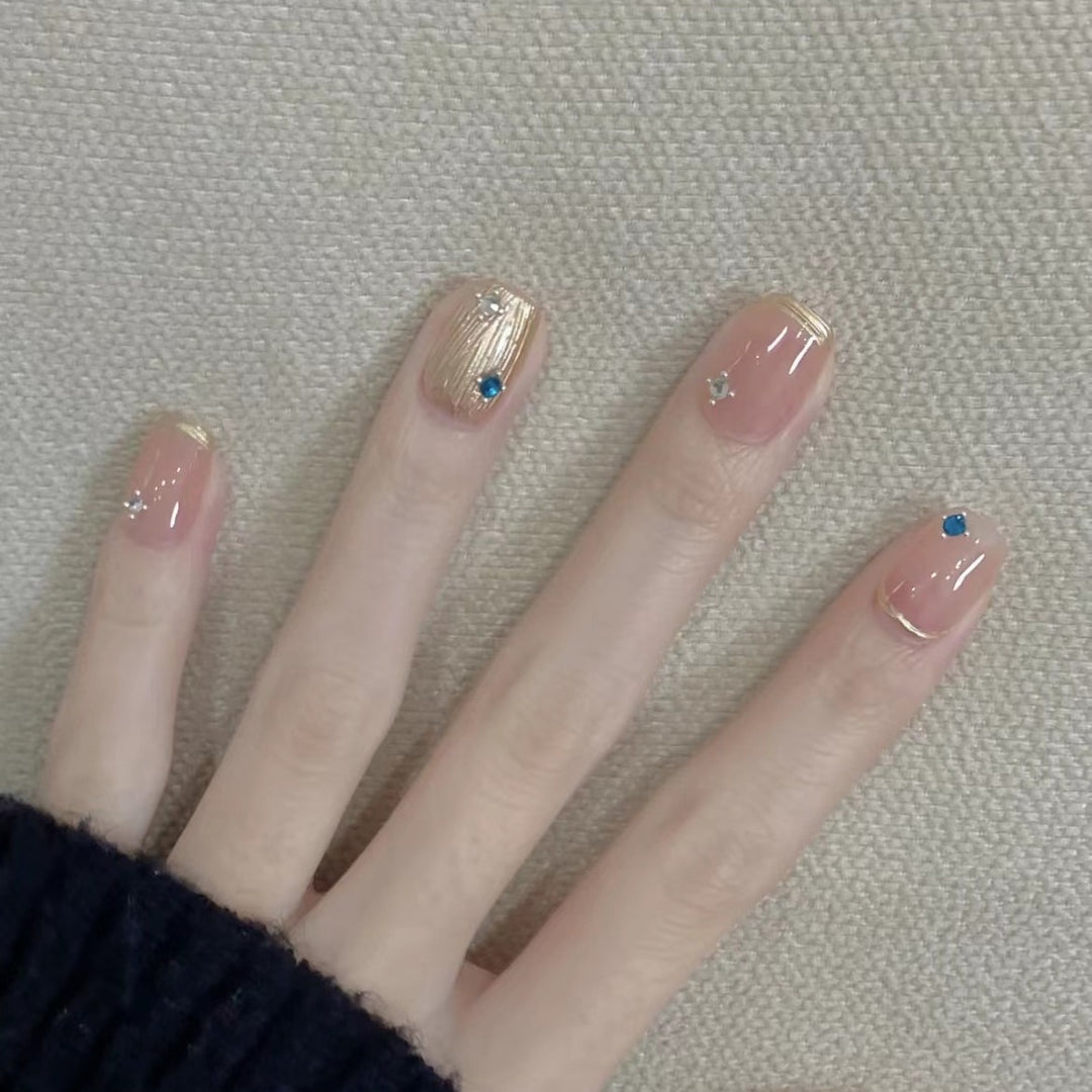 Decorative Press-On Nail Art Set with Elegant Gem Details