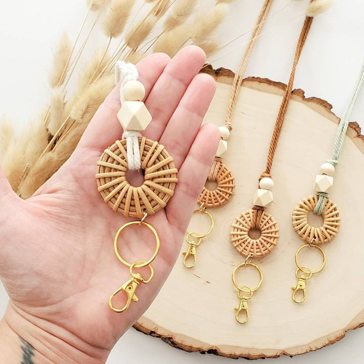 Macrame Keychain Holder Kalsten
