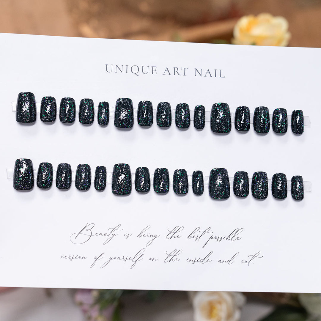 Glamorous Glittery Press-On Nails