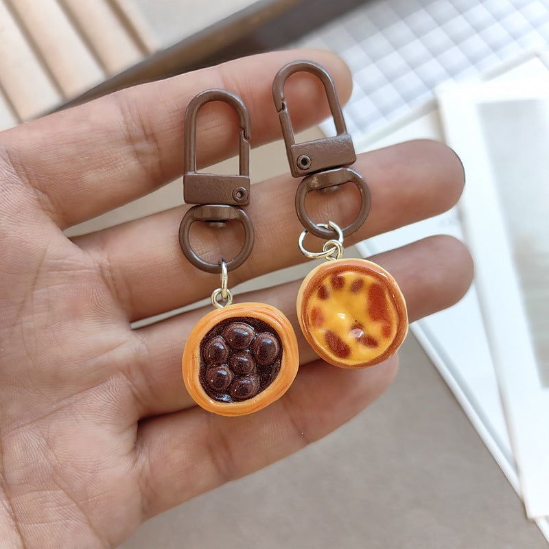 Keychain with cute cake design Kalsten