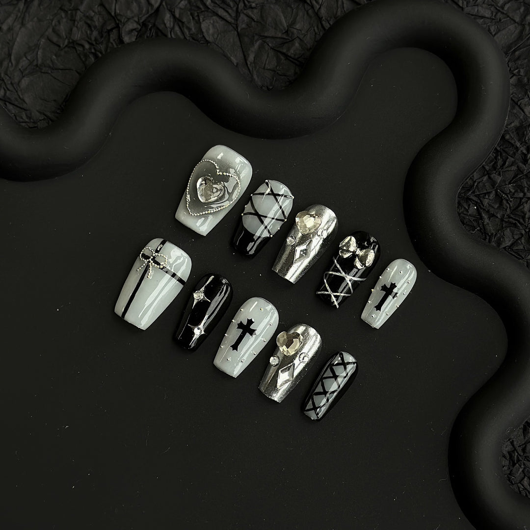 Artistic Press-On Nail Art Set with Unique Gothic and Decorative Design