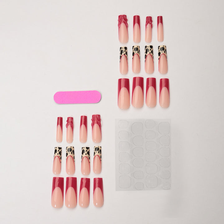 Nail set with leopard and luxurious glitter finish Kalsten