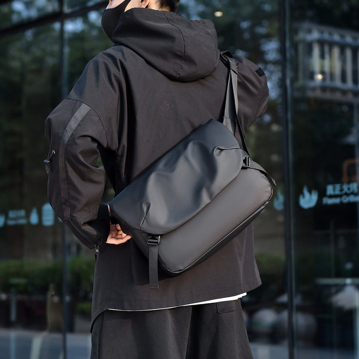Water-Resistant Messenger Bag Kalsten