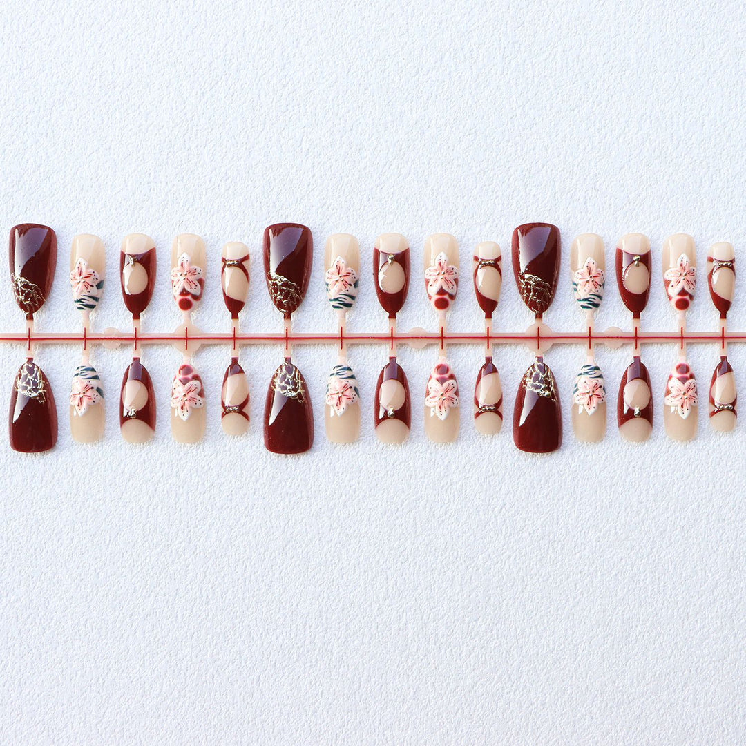Decorative Nail Art Press-On Set