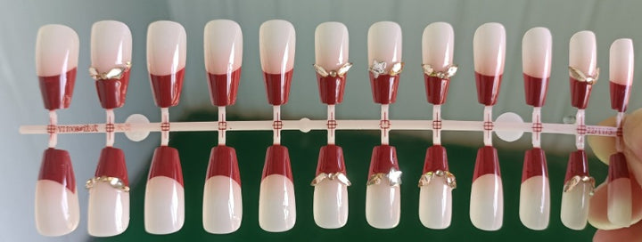 Elegant Nail Art with Gloss Finish Kalsten